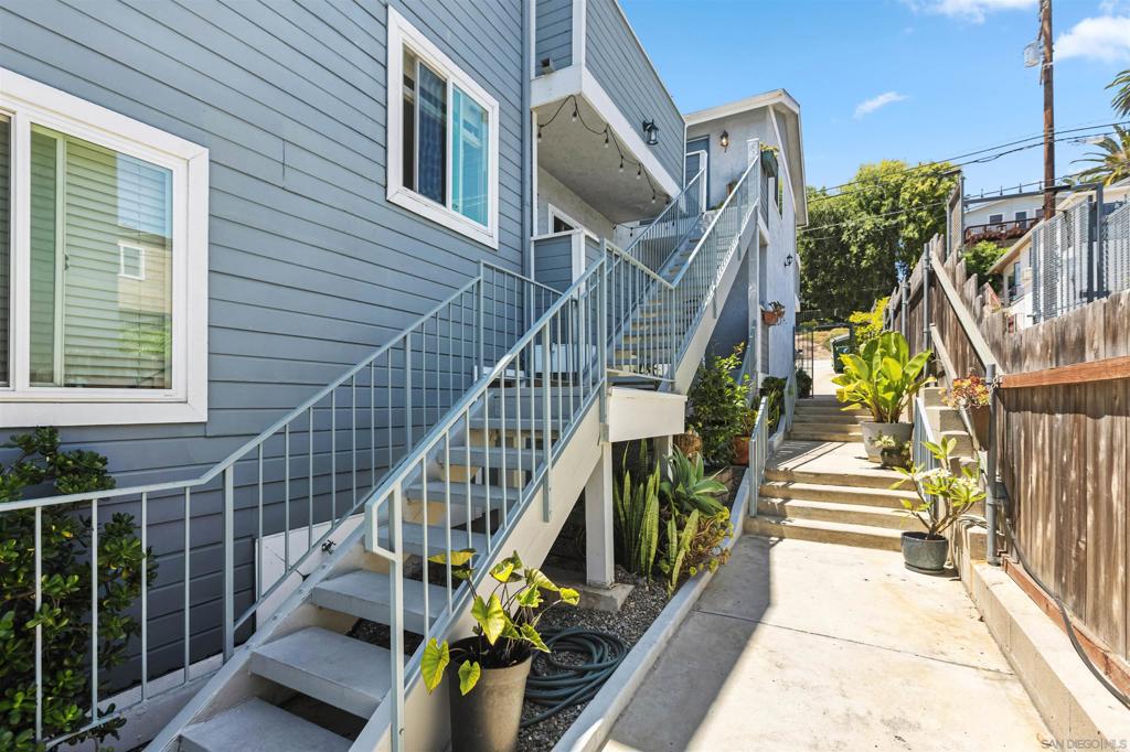 4034 Florida Street 7