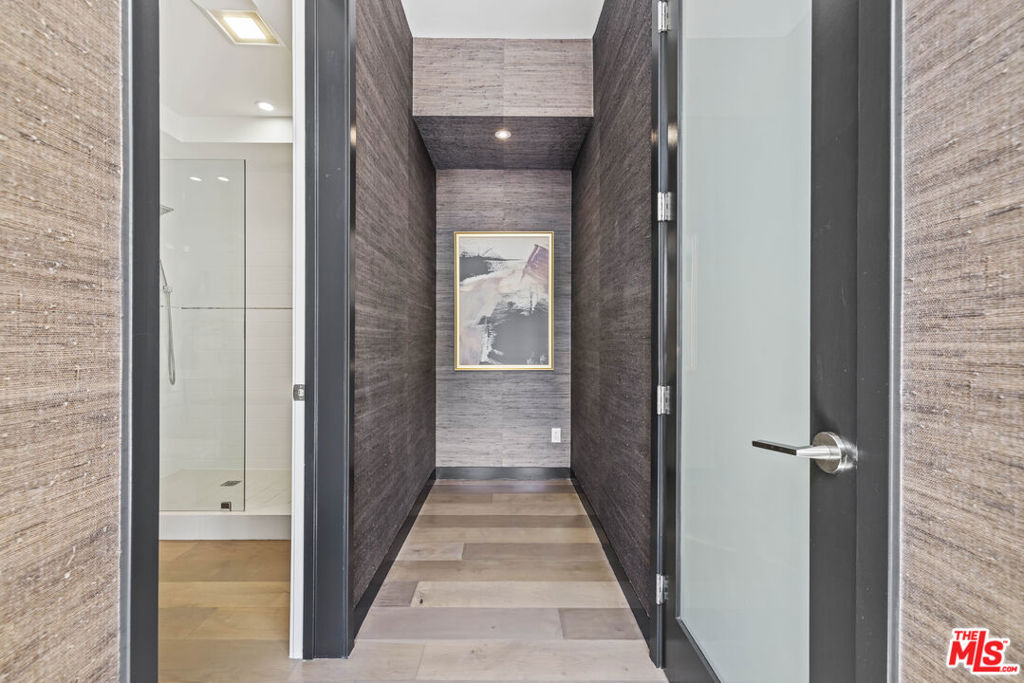 2756 Westshire Drive