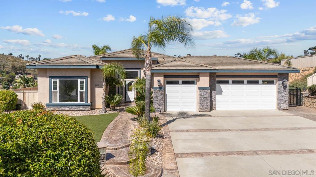 8818 Diamondback Dr