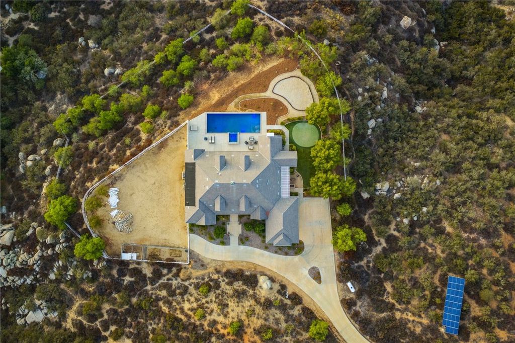 Photo of 40267 Scanlon Road, Temecula, CA 92592 (MLS # SW25238733)