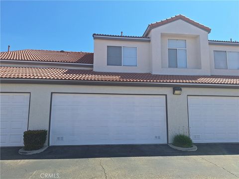 Photo of 29588 Courtney PL, Temecula, CA 92591 (MLS # SW26145308)