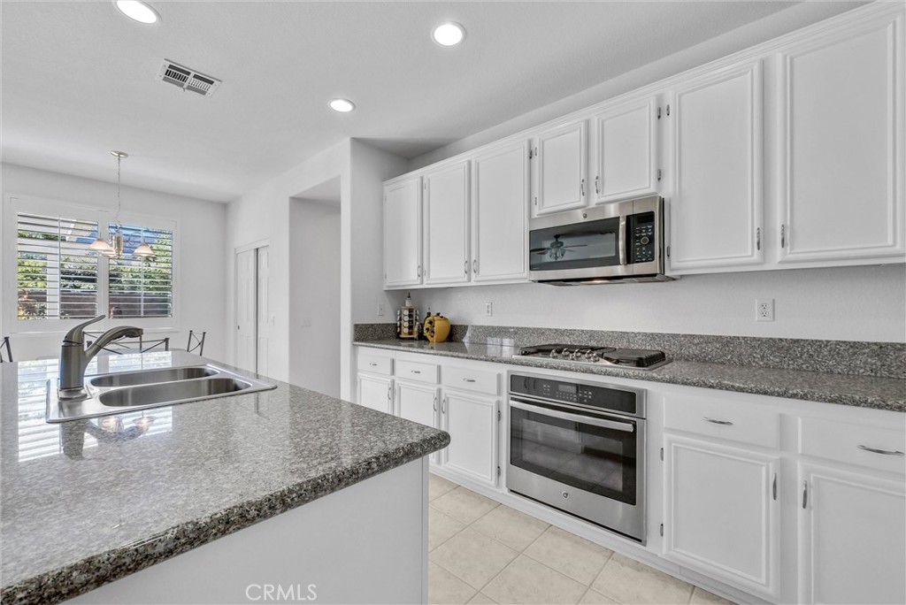 Eagle Glen - Residential