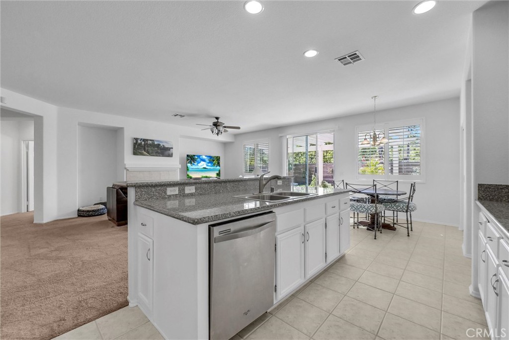 Eagle Glen - Residential