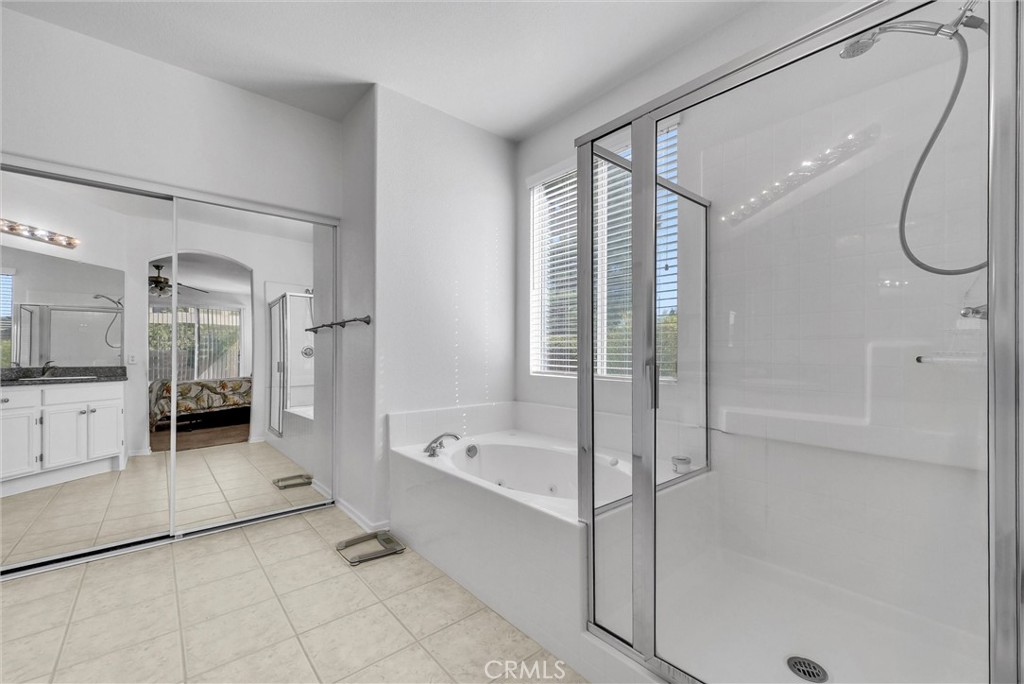 Eagle Glen - Residential