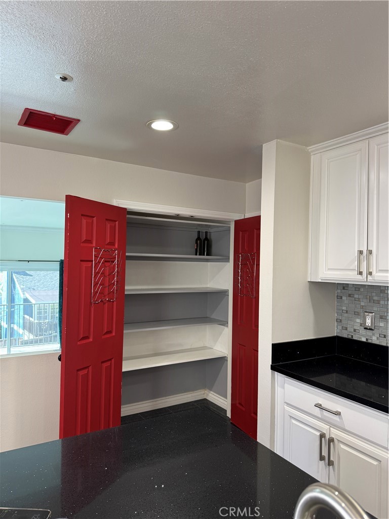 21415 Arapahoe