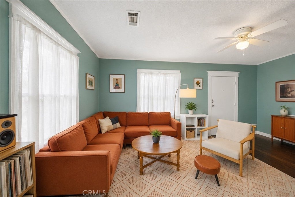 1419 El Sereno