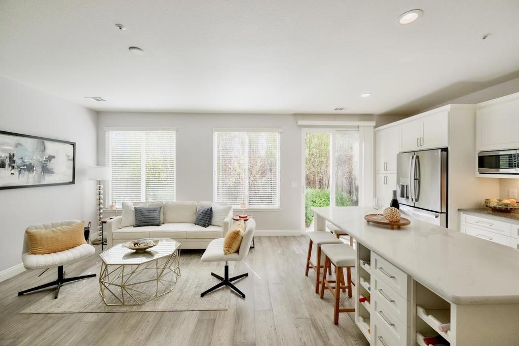341 Piper Cub Court
