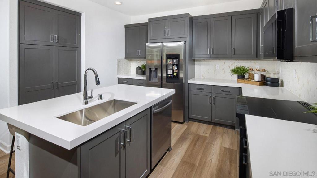 Properties 3 12070 Aden Way