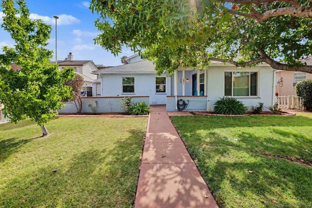 181 Guava Avenue AVE, Chula Vista CA 91910