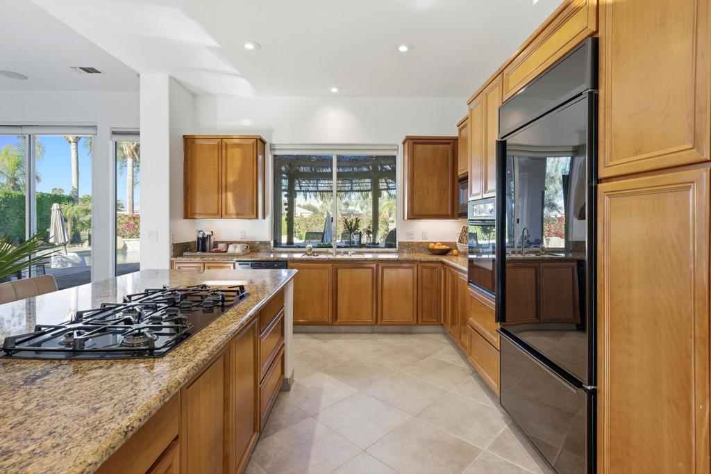 Mission Hills/Legacy-Oakhurst - Residential