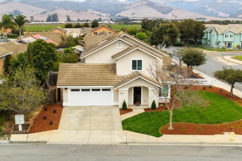 Photo of Salinas, CA 93905 (MLS # ML82066158)