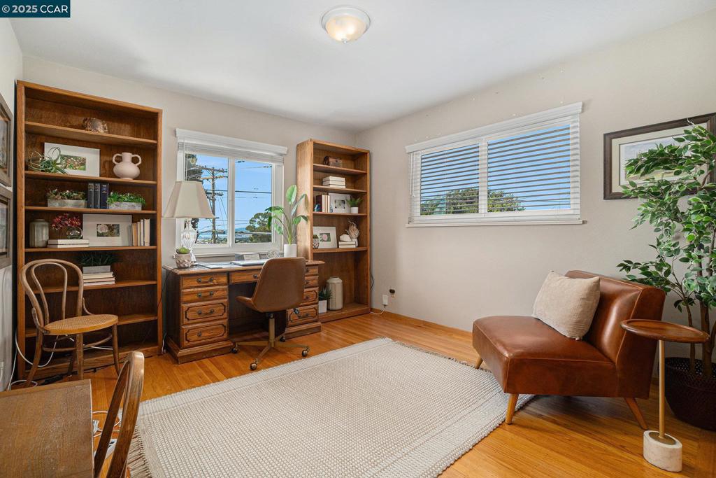 EL CERRITO - Residential