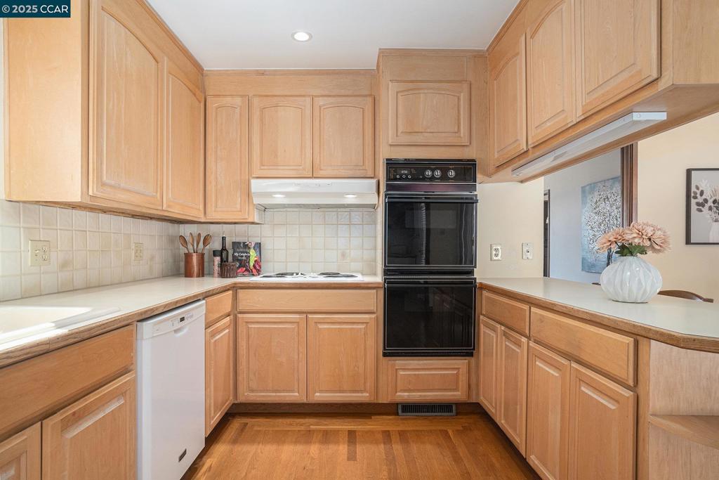 EL CERRITO - Residential