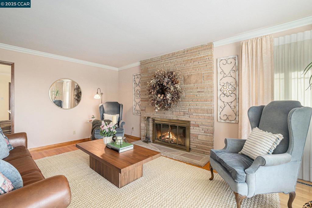 EL CERRITO - Residential