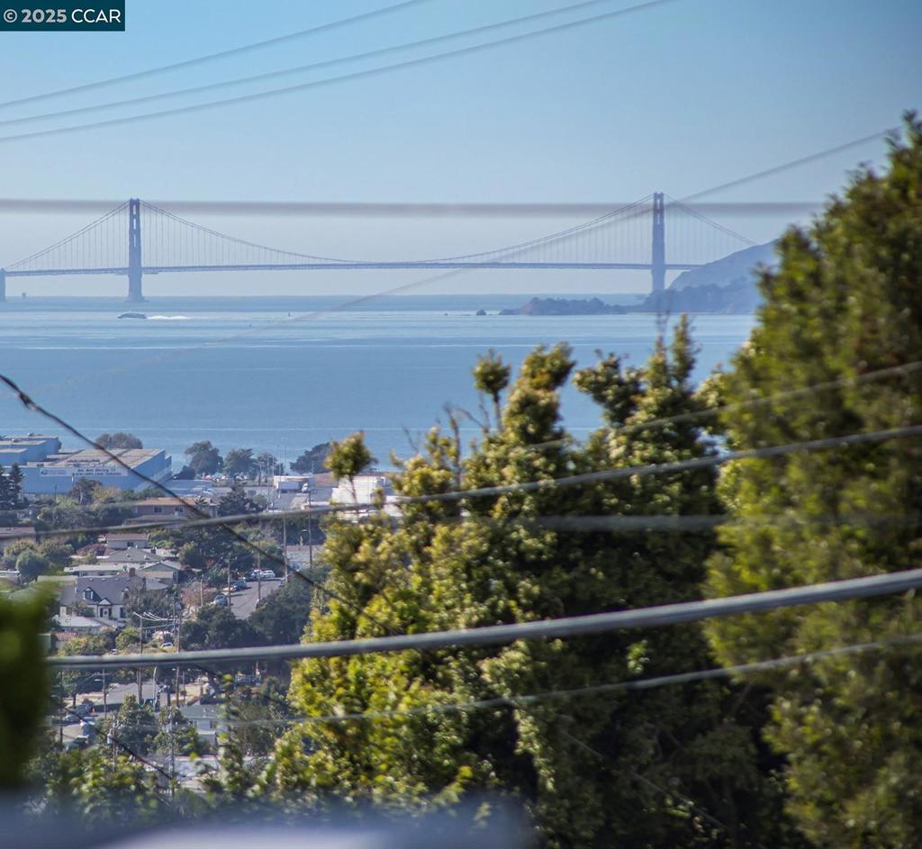 EL CERRITO - Residential