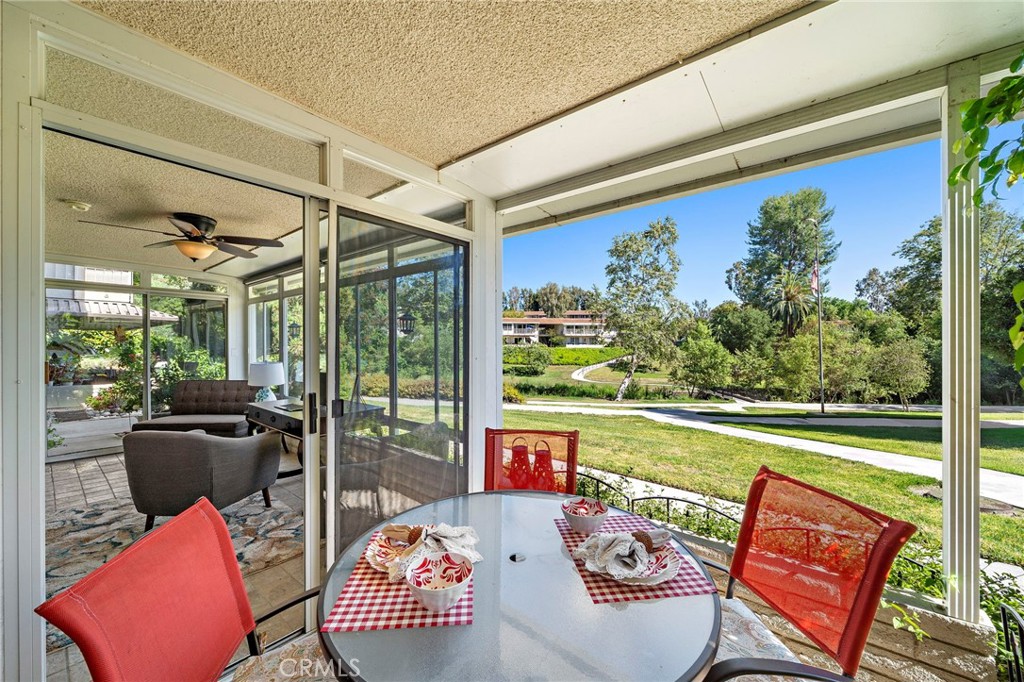 579 Avenida Majorca B