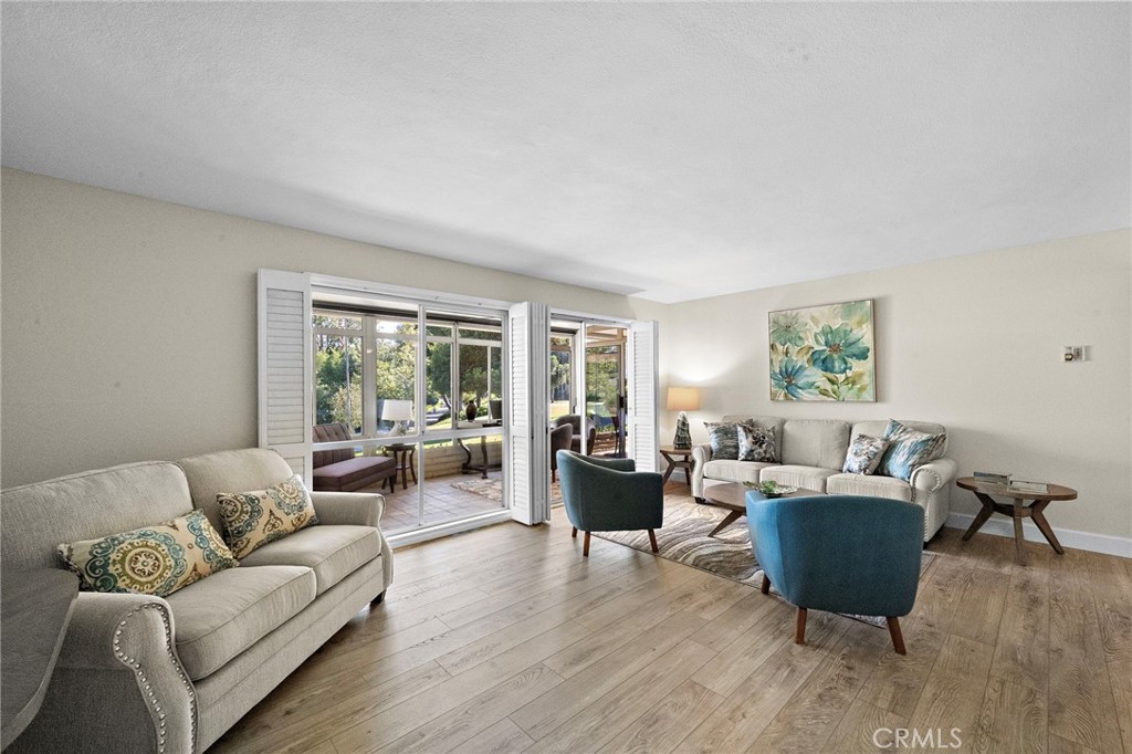 579 Avenida Majorca B