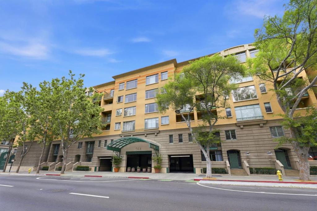 144 S 3rd Street 321