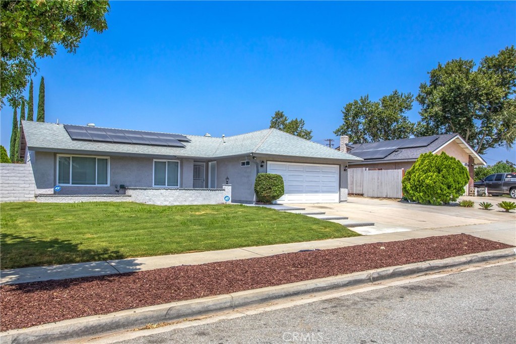 7312 Palmetto Avenue