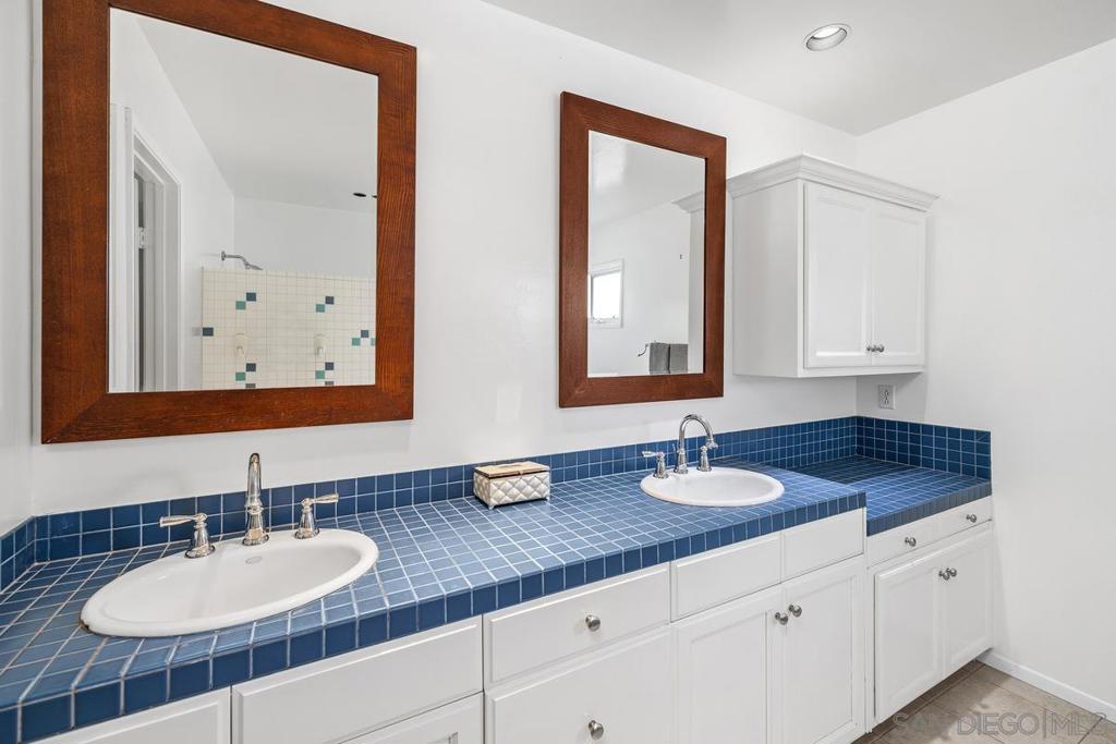 Ocean Beach - Residential Lease