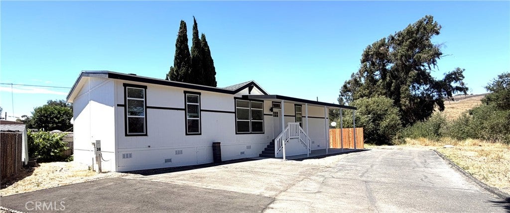 9278 N Highway 101 38