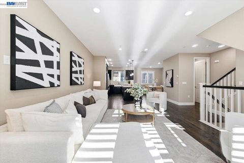 Photo of 5423 Iron Horse Pkwy, Dublin, CA 94568 (MLS # 41140824)