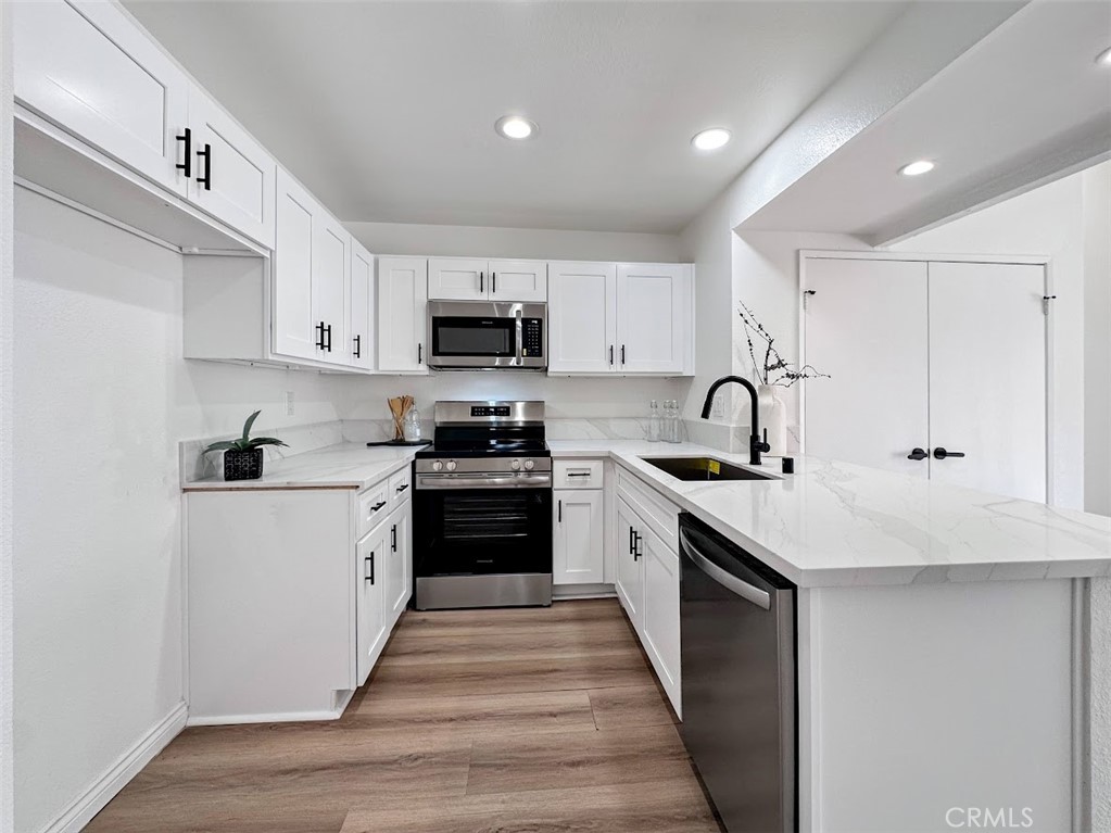 1440 W Edgehill 56