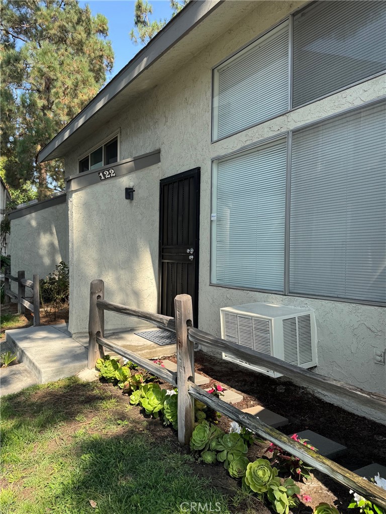 21303 Norwalk Boulevard 122