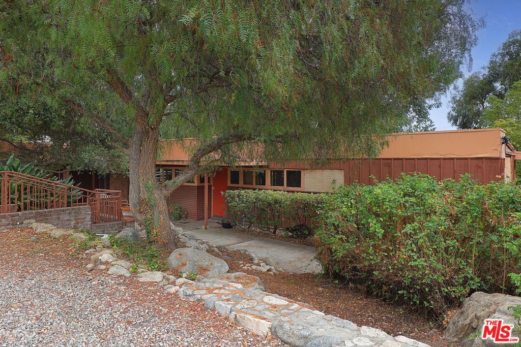 2342 Panorama Drive