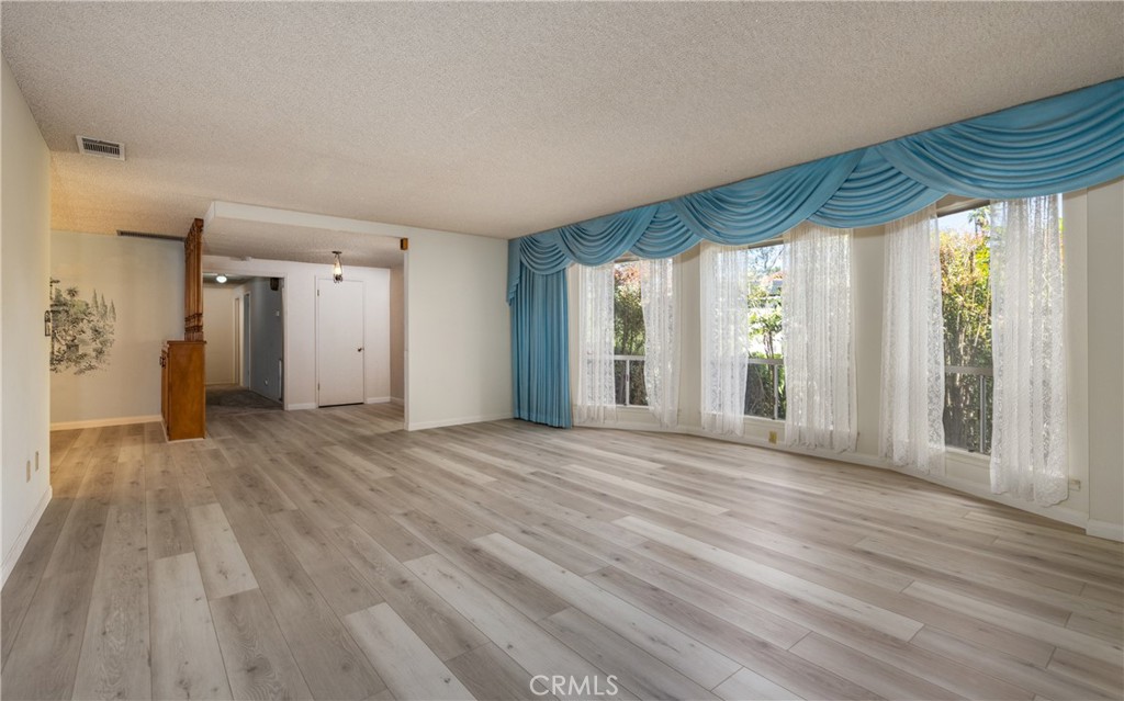 23187 Glendora Drive