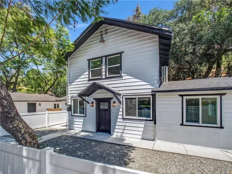 1385 Val Vista Street, Pomona, CA 91768 - MLS#: CV25181240