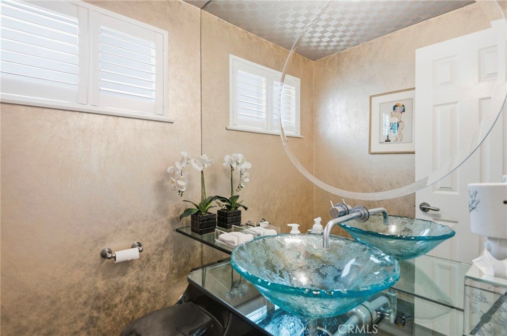 14501 Larch Avenue, Irvine CA 92606 - Photo 28