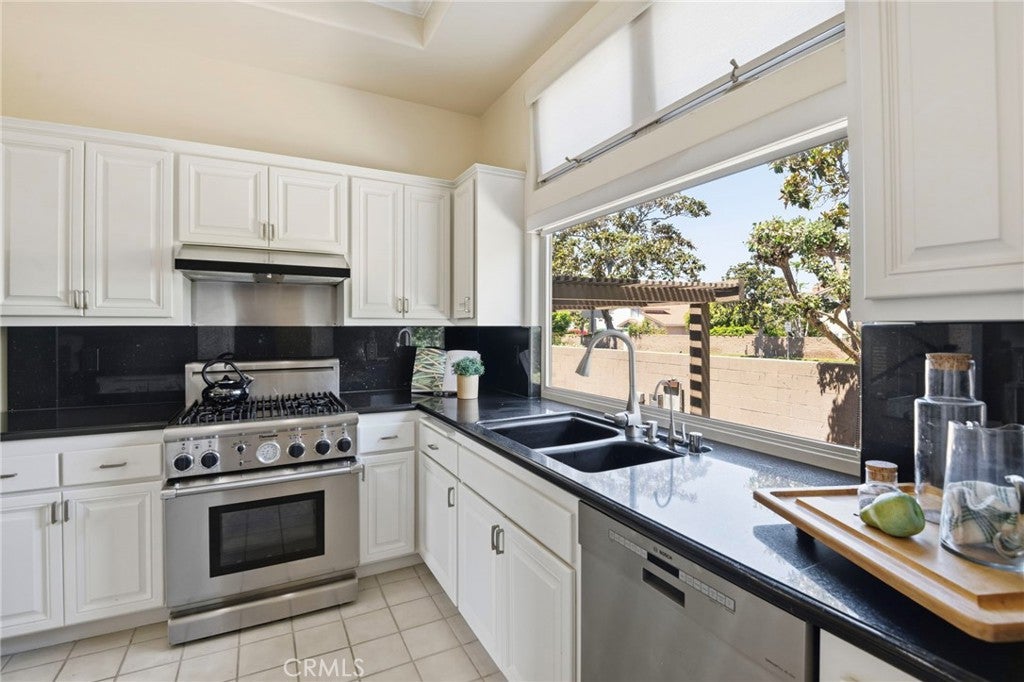 14501 Larch Avenue, Irvine CA 92606 - Photo 21