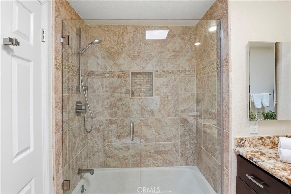 14501 Larch Avenue, Irvine CA 92606 - Photo 36