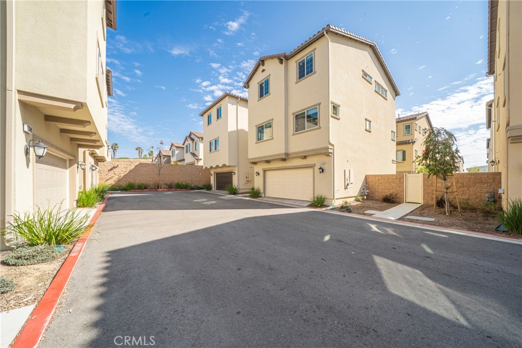 27658 S Heartwood Drive