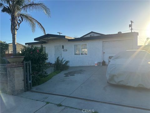 8445 Robert Sun Valley CA 91352