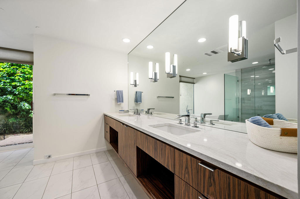 Vintage Country Club - Residential