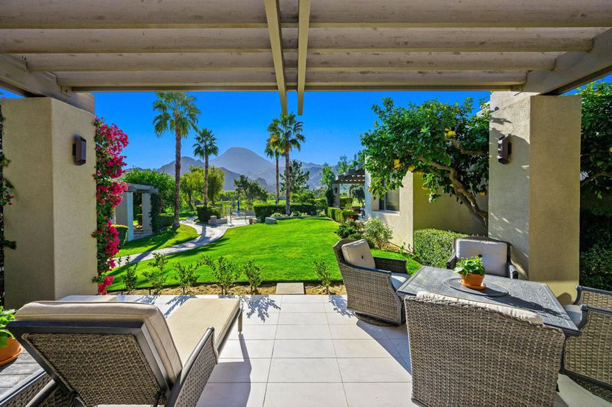 COTTAGES EAST 3 BEDROOMS 3 BATHS 2,437 SQ. FT. RECENTLY RENOVATED CLIMATE CONTROLLED GARAGE
