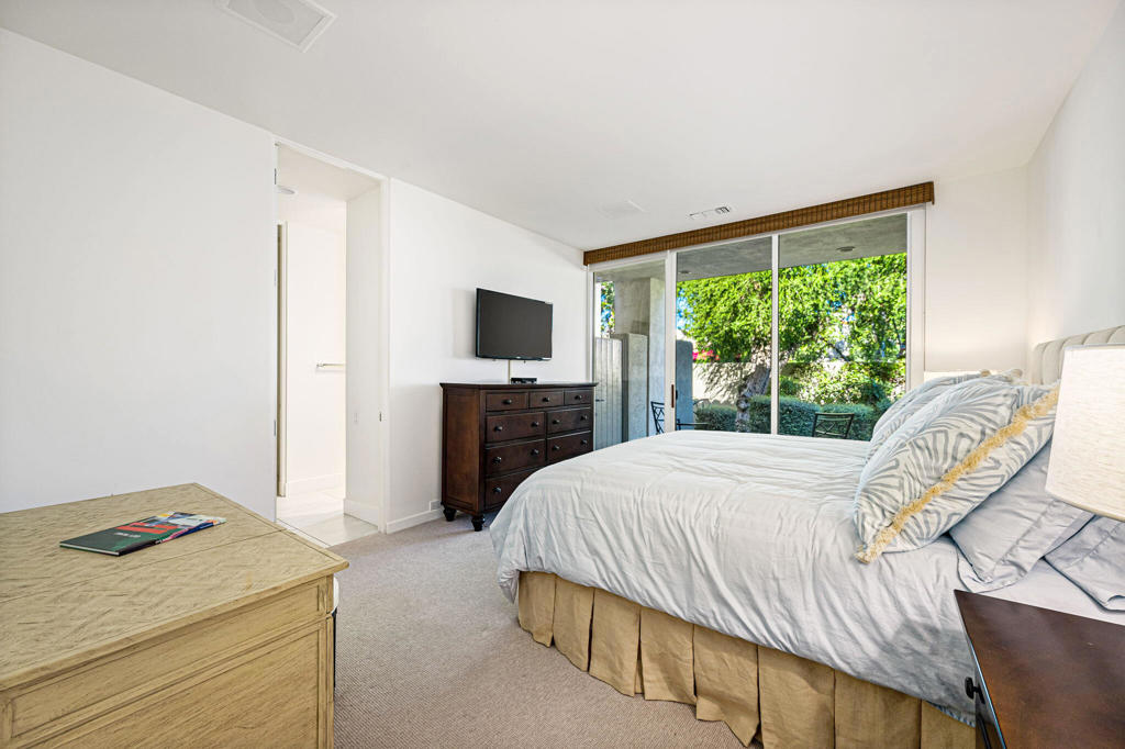 Vintage Country Club - Residential