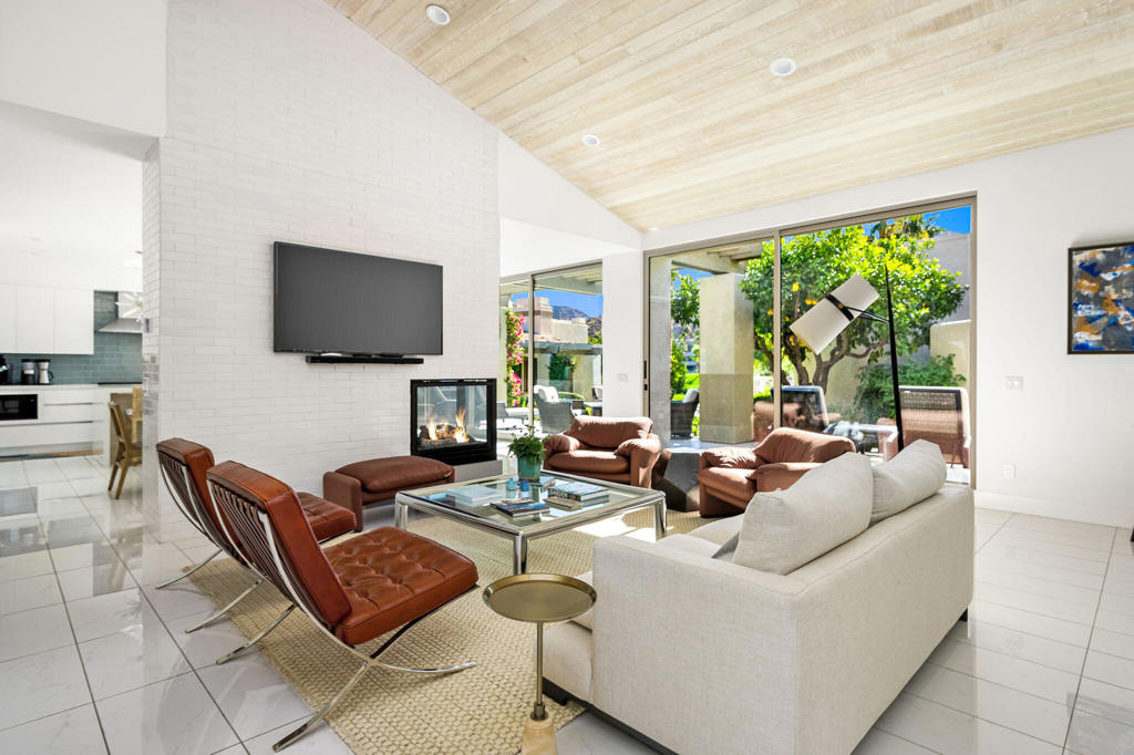 Vintage Country Club - Residential