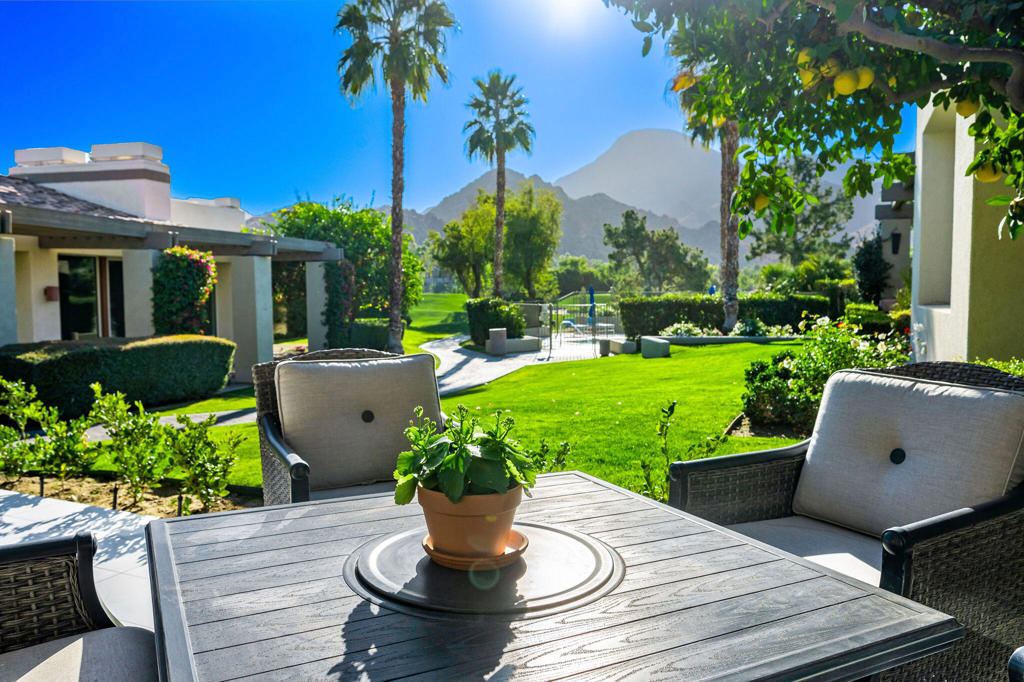 Vintage Country Club - Residential