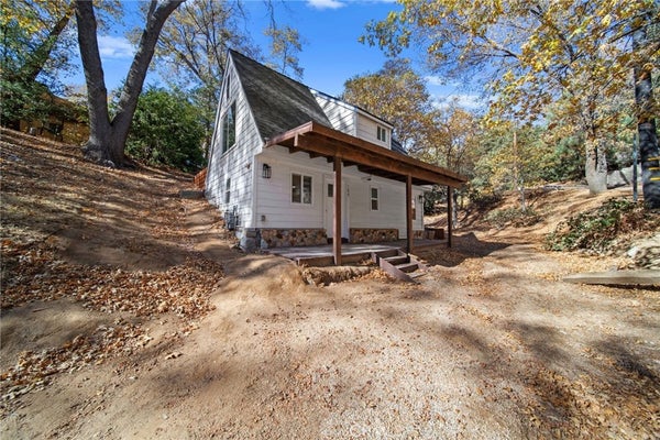 180 GLEN AVON DR DR, CEDAR GLEN, CA 92321 - Image caecfafa4cefea407da5cd8a65034b2d/2643258439