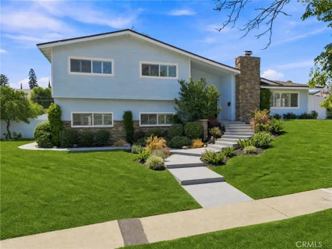 MLS: OC26176205