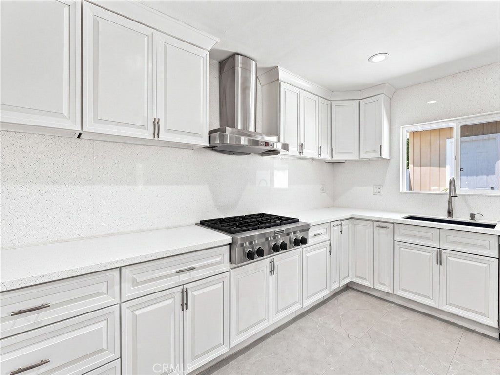 1623 N Vallejo