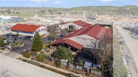 Photo of 2450 Ramada Drive, Paso Robles, CA 93420 (MLS # SC26066021)