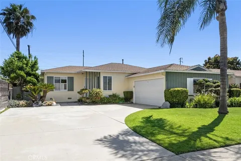 7852 Darwin Avenue, Midway City, CA 92655 - MLS#: OC26077479
