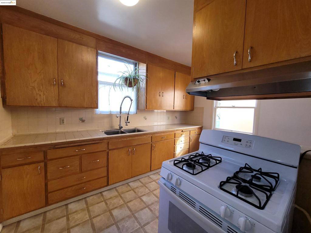 CENTRAL BERKELEY - Residential