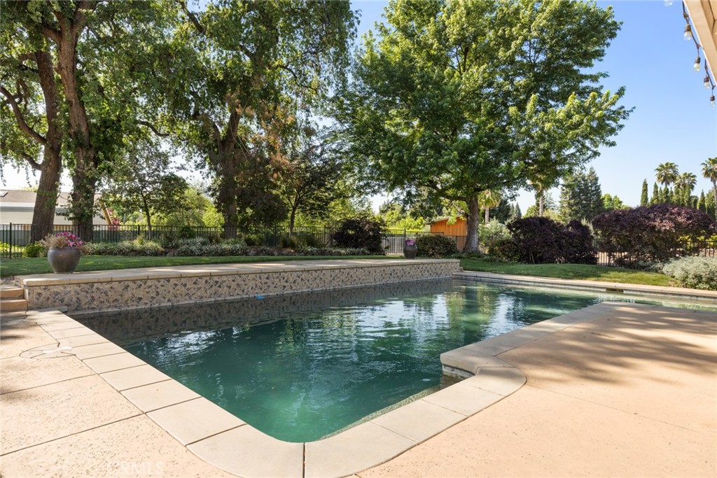 9285 Sarah Ann Court