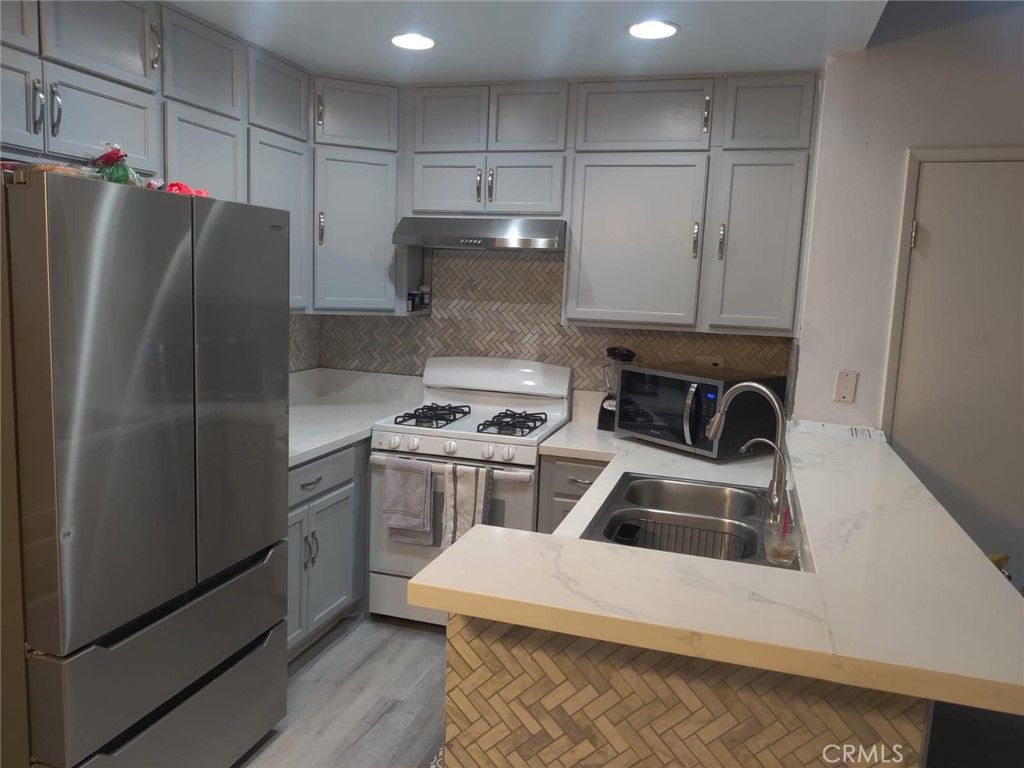 Photo of 18756 Mandan St #1514, Canyon Country, CA 91351 (MLS # SB26011055)