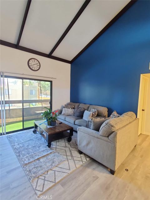 18756 Mandan 1514 Canyon Country CA 91351